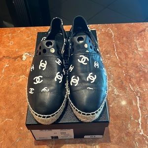Authentic Chanel hottest sold that quickly, espadrilles. Worn all new ones.